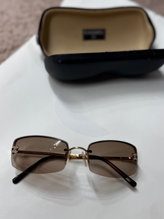 CHANEL Accessories - CHANEL Brown Rimless Rectangle Sunglasses with Gold Bridge
